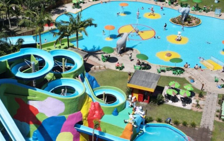 Acqualokos Moguitur (8)